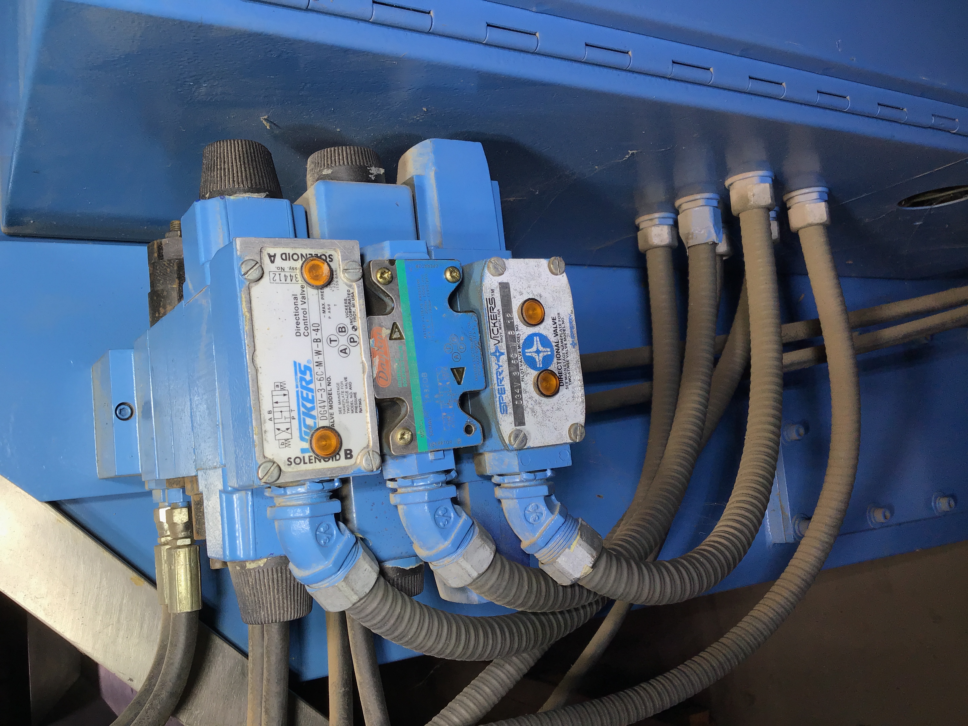 Used Dynetics Dynaflow Model HL90CF Abrasive Flow Honing Machine