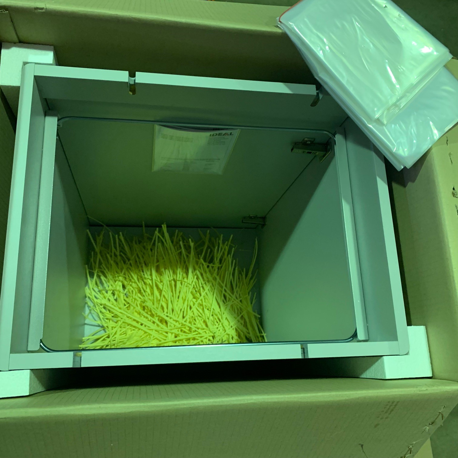 IDEAL 3800 Strip-Cut Office Paper Shredder