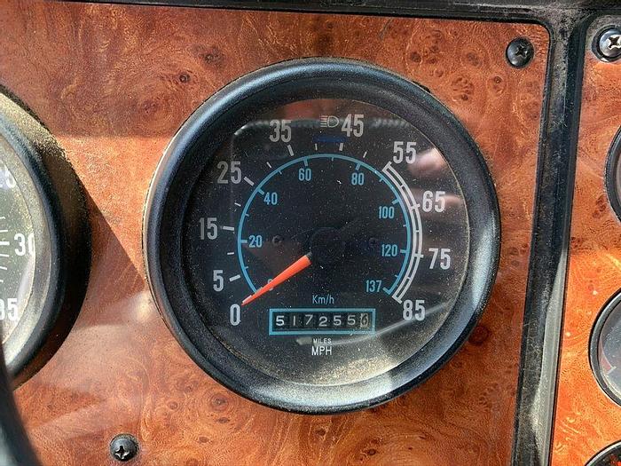 Used 1993 INTERNATIONAL 9700 Cab over Semi Tractor