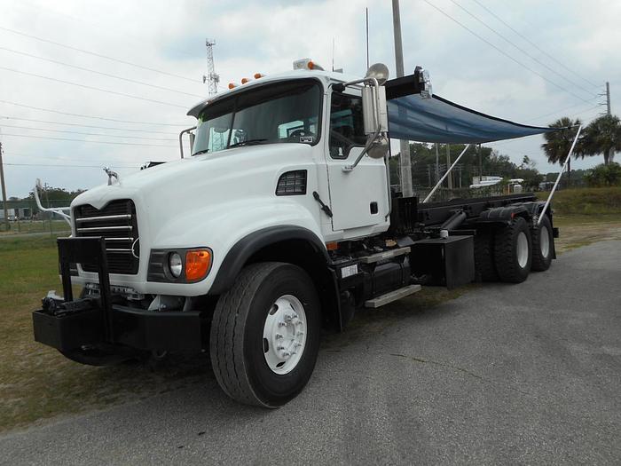 Used 2005 MACK GRANITE CV713