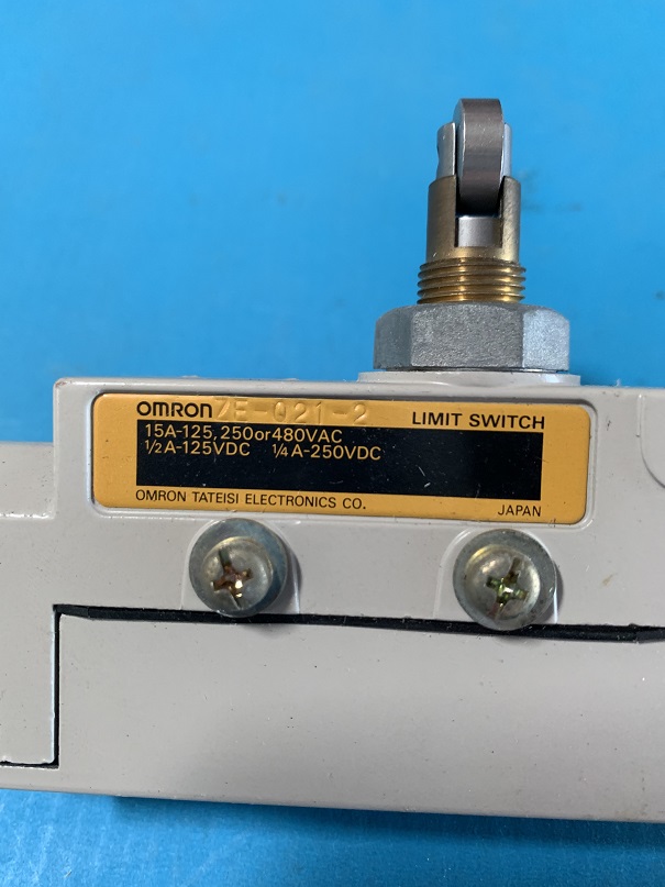 Used Omron Limit Switch ZF-021-2