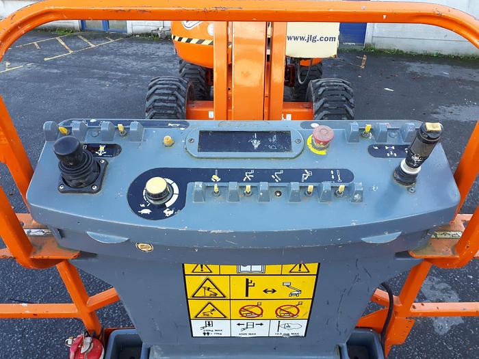 Used 2010 JLG 450AJ