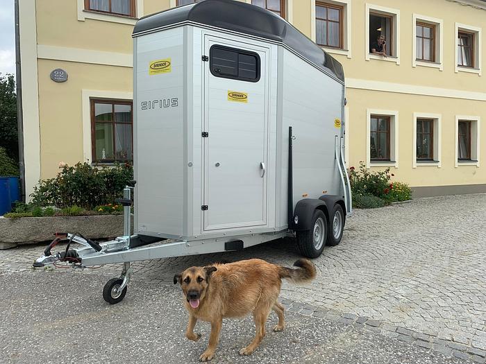 SIRIUS Pferdeanhänger S80