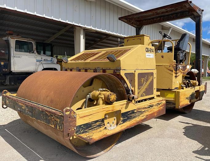 Used 1992 Caterpillar CB-614