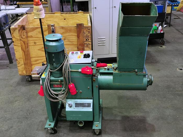 Gebraucht 1986 Plastikzerkleinerungsmaschine Kunstoffgranulat Mühle RAPID GK 2218-A