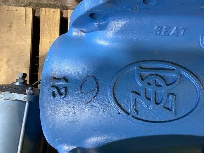 Used DEZURIK V - 593 12" PNEUMATIC VALVE