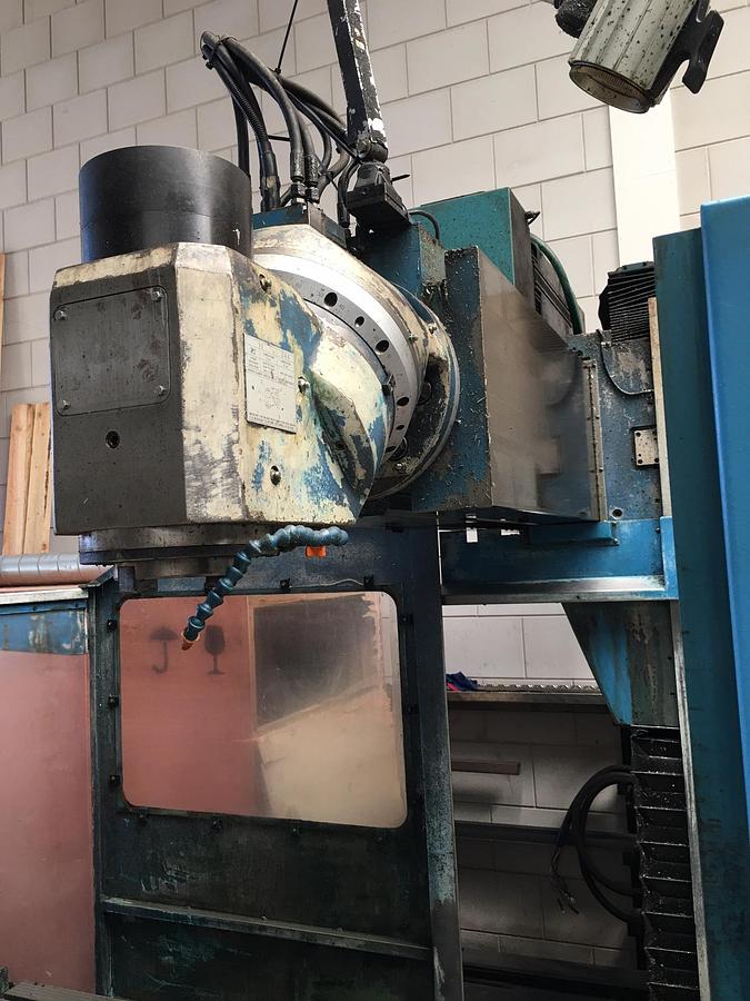Gebruikt CME FS-2 CNC freesmachine