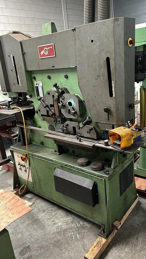 Gebruikt Geuma pons knipmachine