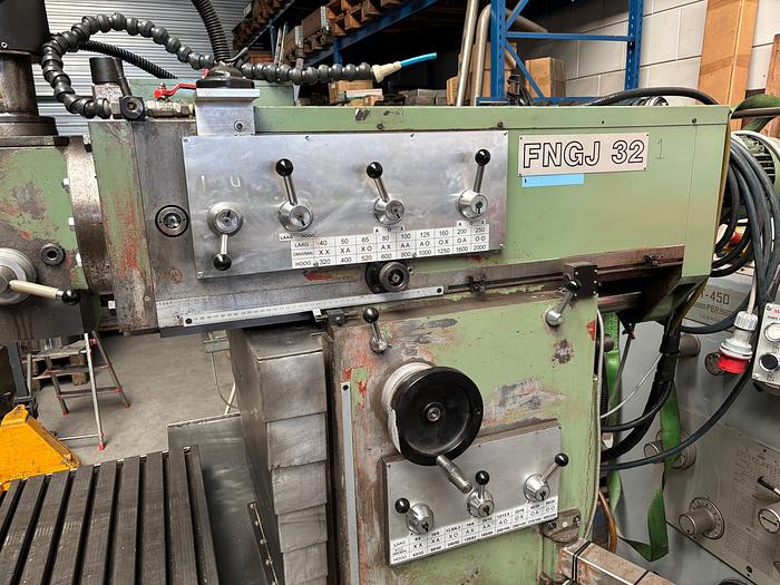 Gebruikt TOS FNGJ 32 freesmachine