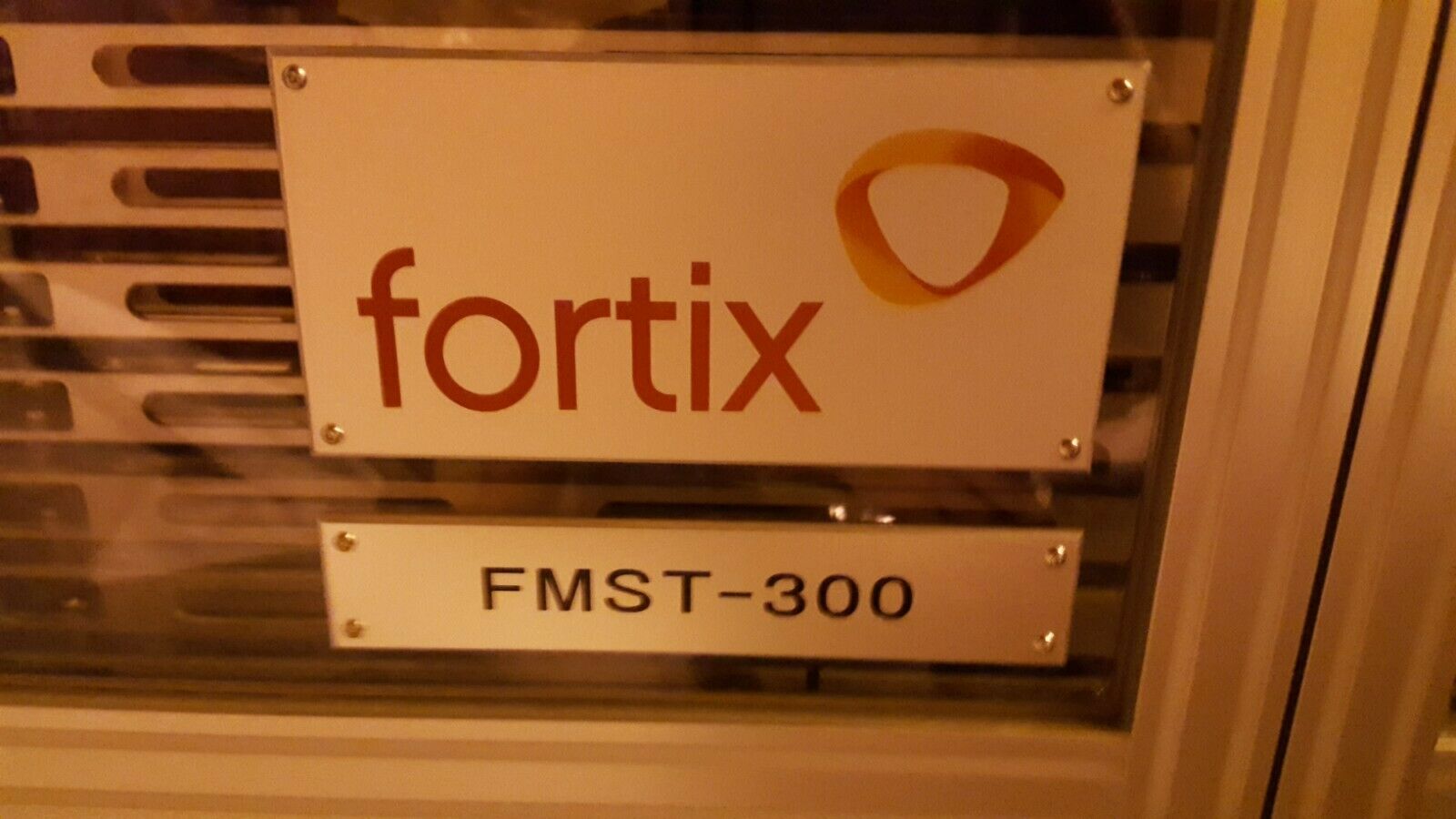 Used Fortix Transport loader/unloader 1500 wafers/hour