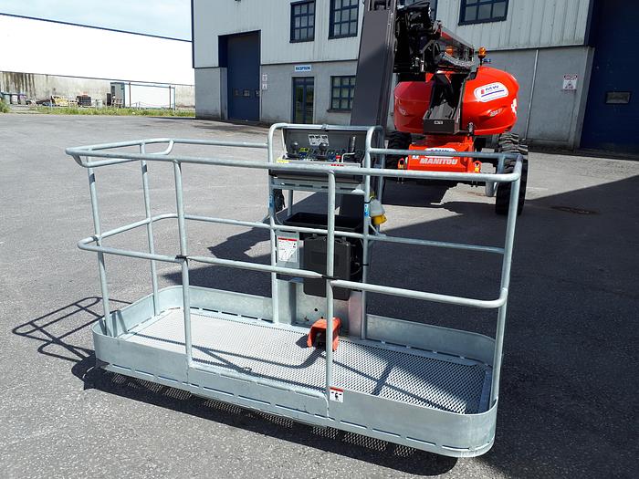 Used Manitou 220 TJ+ST5