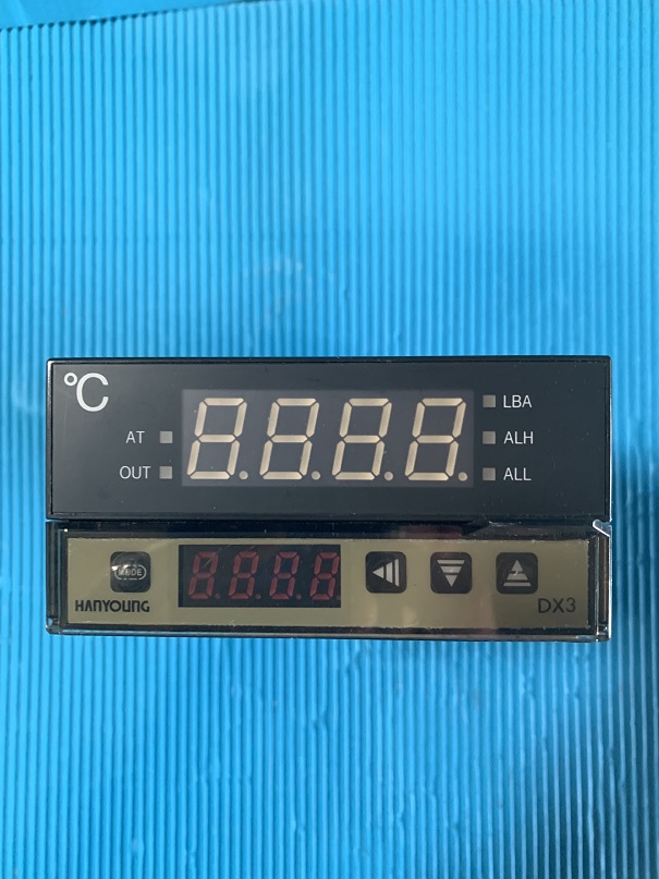 Used Hanyoung  dx3 temperature controller