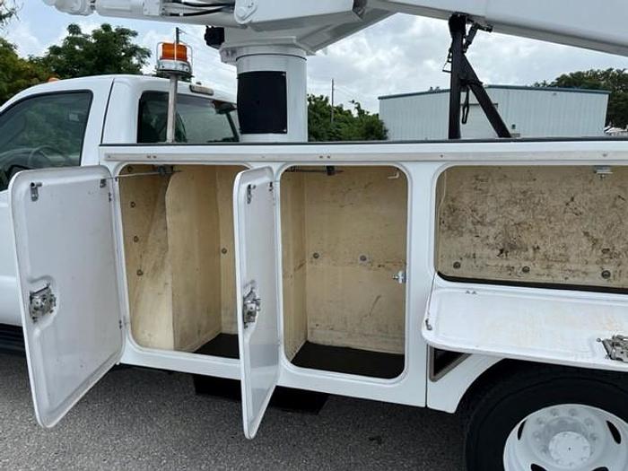 Used Versalift 41ft Material Handler Bucket Boom on 2010 Ford F550 4x4 Reg Cab Utility Truck - C25254