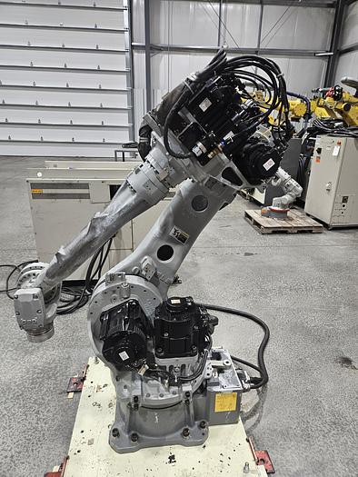 Used Yaskawa Motoman MH50 Industrial Robot With DX100 Controller