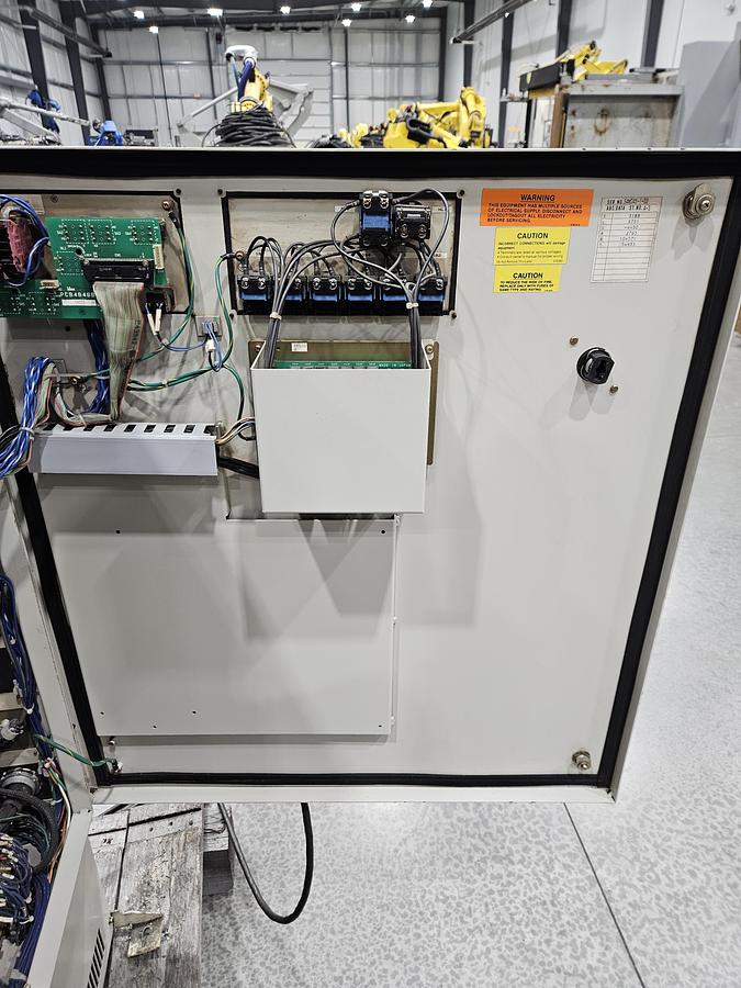 Used Yaskawa Motoman EA1400 Industrial Robot With XRC 2001 Controller