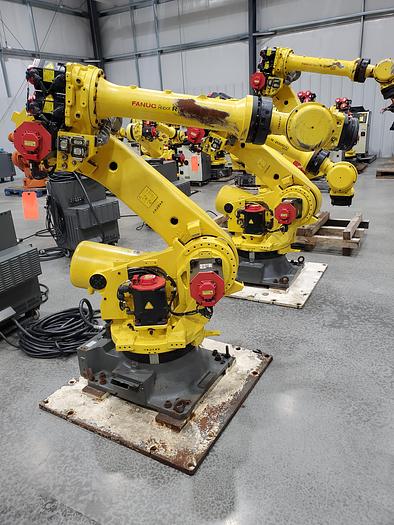 Used Fanuc R-2000ic/210F Industrial Robot With R-30ib Controller