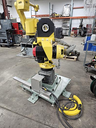 Used Fanuc M-20ia Industrial Robot with R-30ia Controller