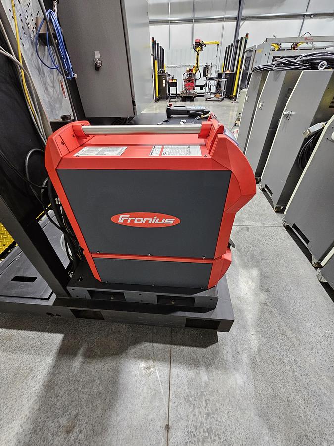 Used FANUC Robotic Welding Cell W/ FANUC 120ic/R-30ib Tracks and Safety