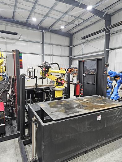 Used Fanuc Arcmate 120ib Industrial Welding Robot With R-J3IB Controller - Complete Cell