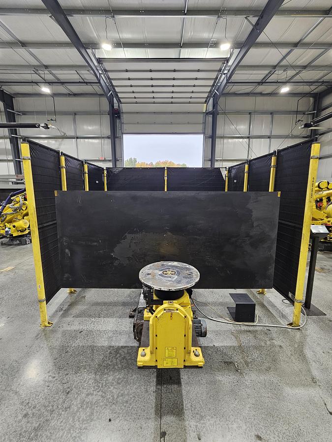 Used Complete FANUC Robotic Welding Cell W/ FANUC Arcmate 100ic/6l R-30ia Controller and Dual Tilt Rotate Positioners
