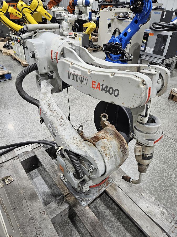 Used Yaskawa Motoman EA1400 Industrial Robot With XRC 2001 Controller