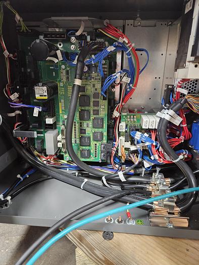 Used 2017 Fanuc M-10ia/12 Industrial Robot With R-30ib Controller, Vision, and Custom EOAT with 2 finger and 1 suction gripper - F197602