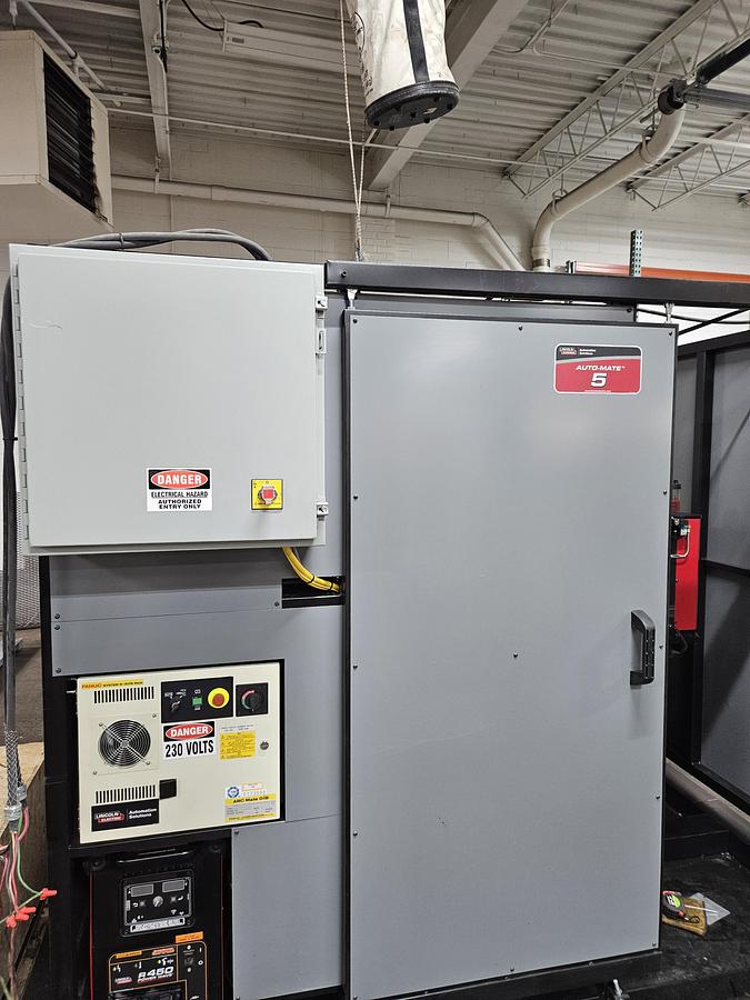 Used Lincoln Automate 5 Cell Fanuc Arcmate 0ib Industrial Welding Robot And R-30ib Controller