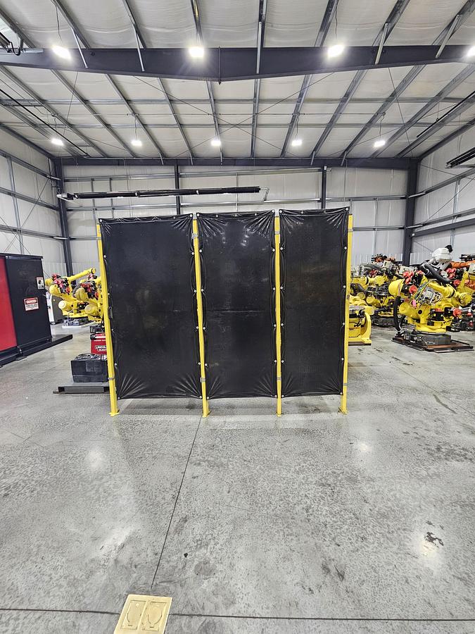Used Complete FANUC Robotic Welding Cell W/ FANUC Arcmate 100ic/6l R-30ia Controller and Dual Tilt Rotate Positioners