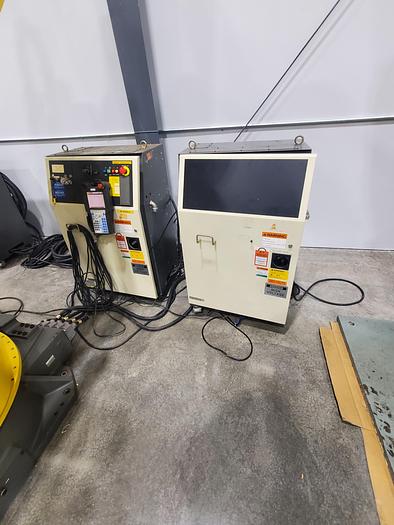 Used Fanuc M-2000ia/900L Industrial Robot With R-30ia Controller