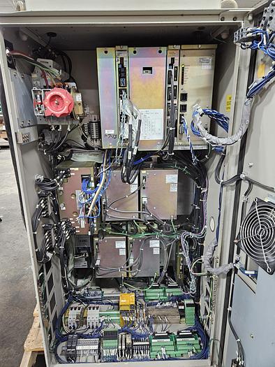 Used Yaskawa Motoman EPL300 Palletizing Robot with NX100 Controller