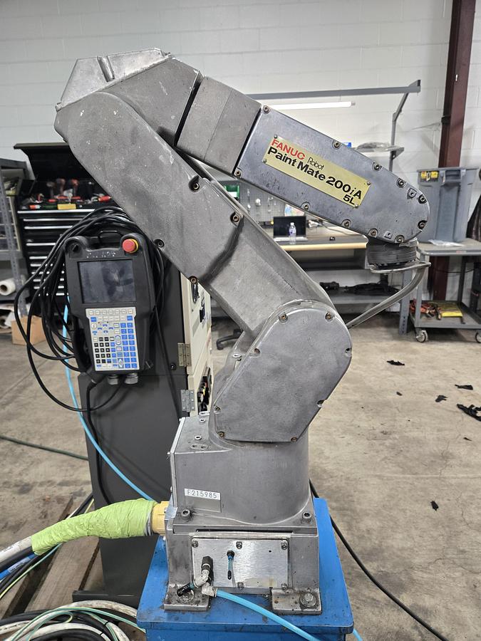 Used Fanuc Paint Mate 200ia/5L industrial Paint Robot With R-30ib Controller