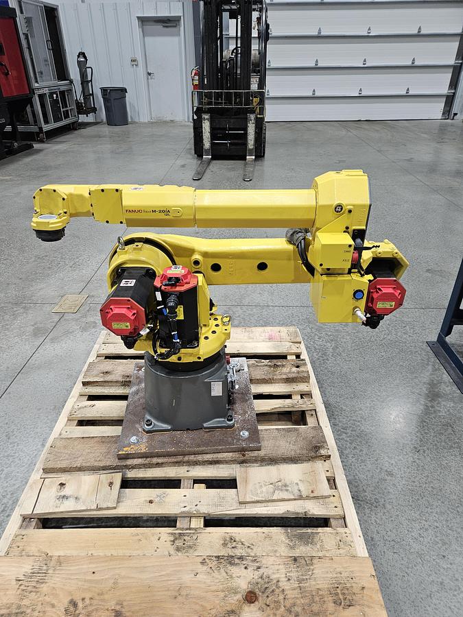 Used Fanuc M-20ia/12L Industrial Robot With R-30ib Controller