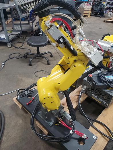 Used 2014 Fanuc LR Mate 200iD/7H Industrial Robot With R-30ib Controller and Gripper