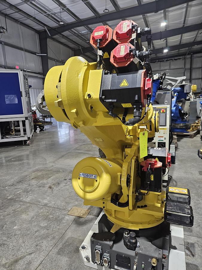 Used Fanuc R-2000ib/210F Industrial Robot With R-30ia Controller