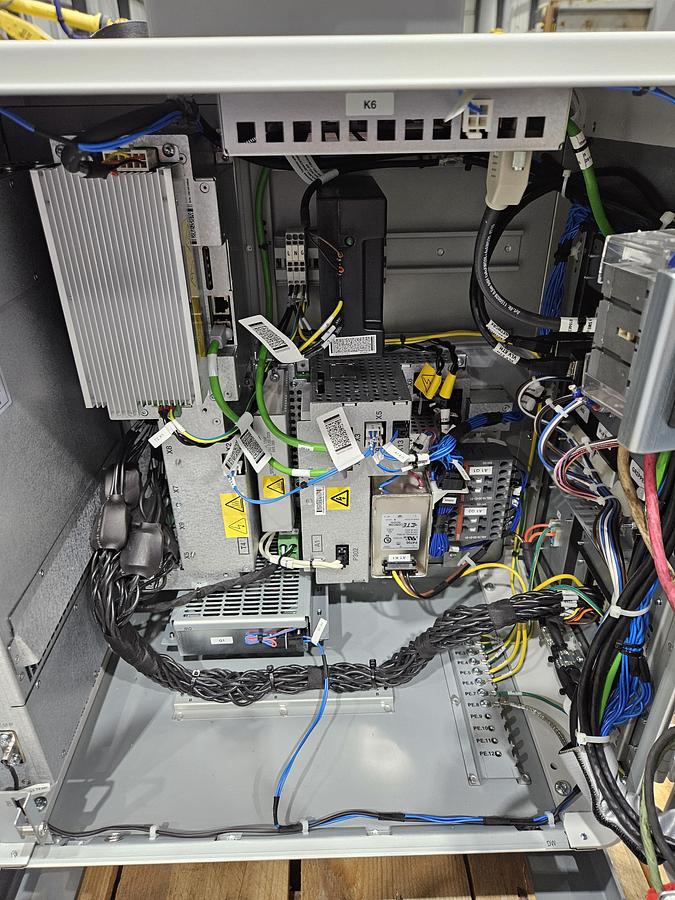 Used ABB IRB 1300-7/1.4 Industrial Robot With OmniCore C90XT Controller