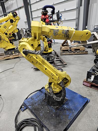 Used Fanuc M-20ia Industrial Robot with R-30ia Controller 
