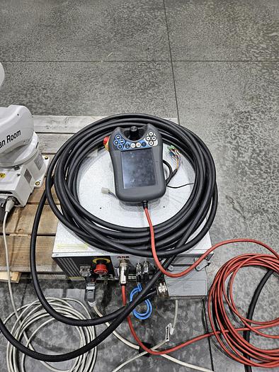 Used ABB IRB 120 Clean Room Industrial Robot With IRC5 Controller