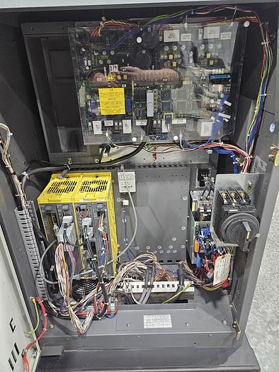 Used Fanuc Arcmate 120ib Industrial Welding Robot With R-J3IB Controller - Complete Cell