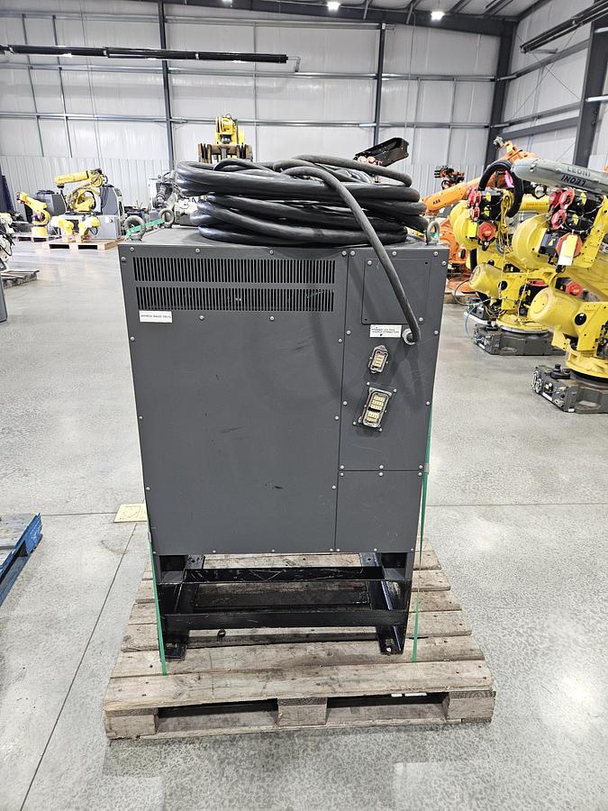 Used Yaskawa Motoman MH50-II Industrial Robot With DX200 Controller