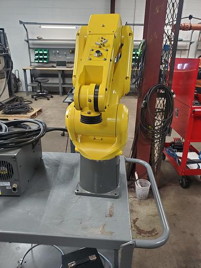 Used 2014 Fanuc LR Mate 200iD/7H