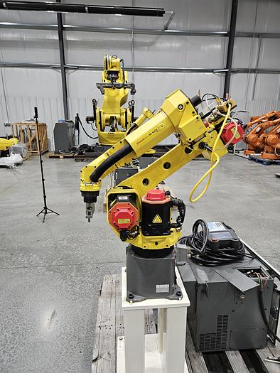 Used Fanuc M-10ia/12