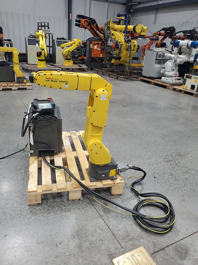 Used Fanuc LR Mate 200iC/5L Industrial Robot With R-30ia Controller