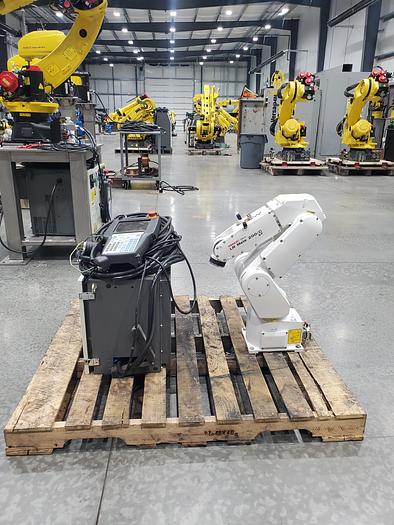 Used Fanuc LR Mate 200iC/5F Industrial Robot With R-30ia Controller