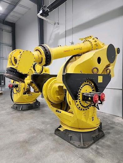 Used Fanuc M-2000ia/900L Industrial Robot With R-30ia Controller
