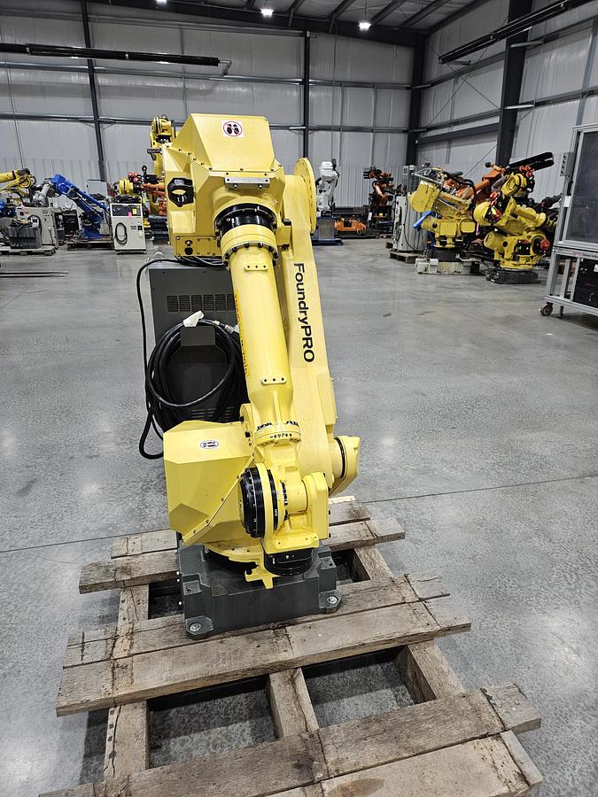 Used FANUC M-710ic/70 Industrial Robot With R-30ia Controller