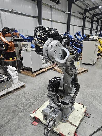 Used Yaskawa Motoman MH50 Industrial Robot With DX100 Controller