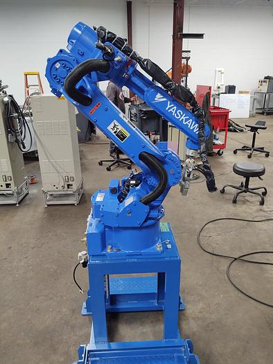 Used 2013 Yaskawa Motoman MH6-10 Industrial Robot with DX100 Controller