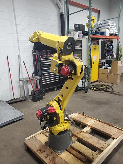 Used Fanuc M-20ia Industrial Robot with R-30ia Controller