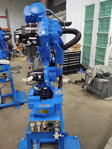 Used 2013 Yaskawa Motoman MH6-10 Industrial Robot with DX100 Controller