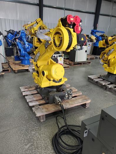 Used Fanuc R-2000ic/210F Industrial Robot With R-30ib Controller